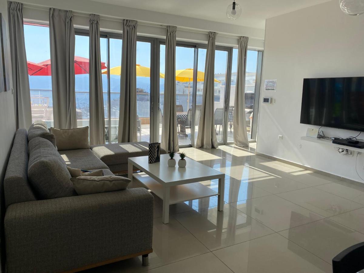 Apartmán Stunning Penthouse With Sea Views And Private Heated Pool Ejlat Exteriér fotografie