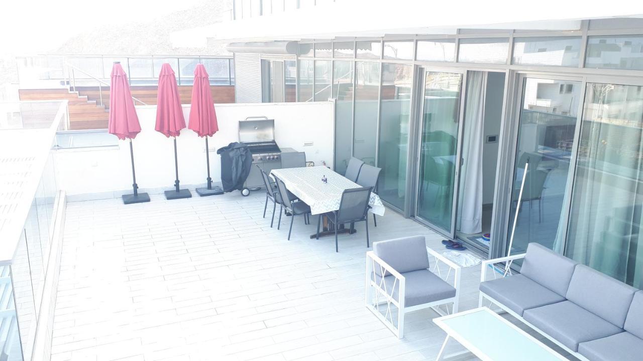 Apartmán Stunning Penthouse With Sea Views And Private Heated Pool Ejlat Exteriér fotografie